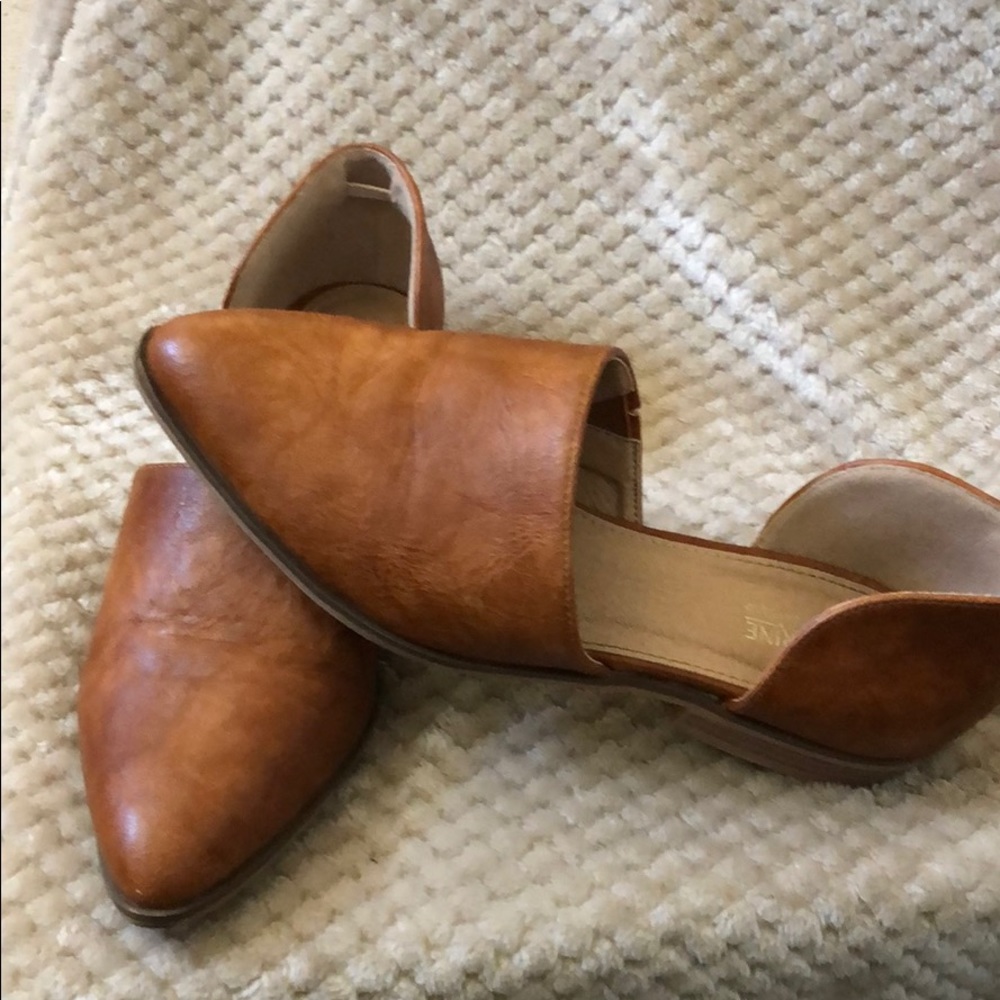 Catherine slip on’s size 8 gently preowned